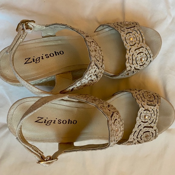 Zigi Soho Nude Espadrille Wedges - Picture 4 of 8